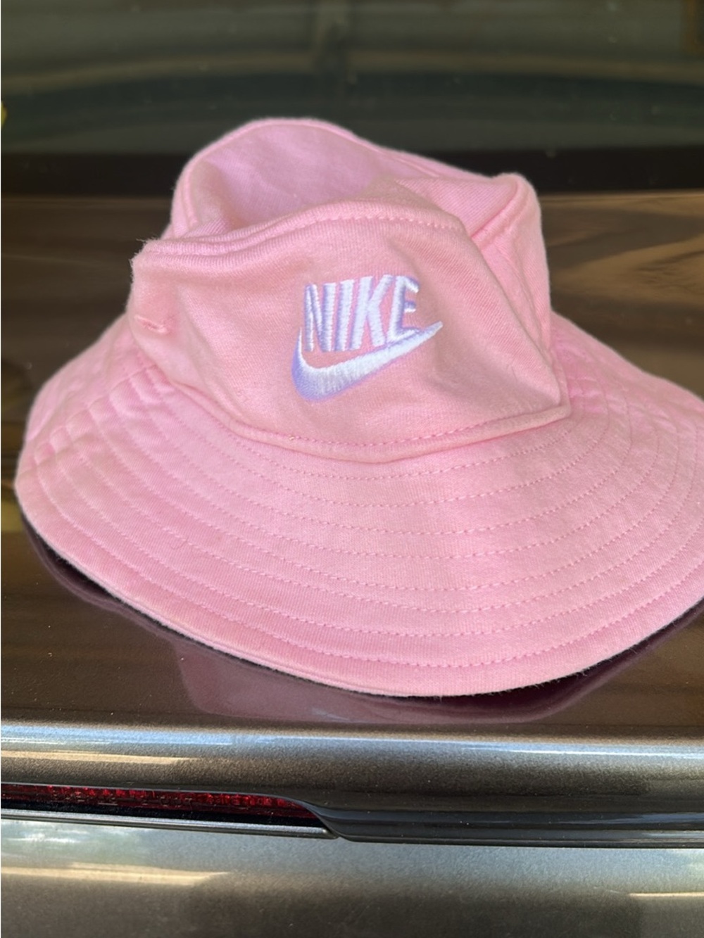 Nike Kids Light Pink Bucket Hat with White Logo size 0-6 months
